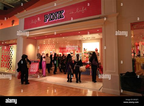 victoria's secret pink clothing outlet